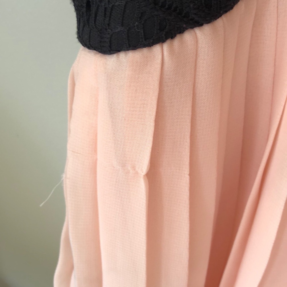 Socialite black and pink pleated dress - Picture 5 of 6